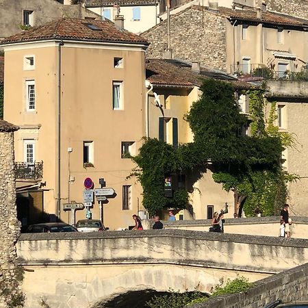 La Maison Du Pont Romain Vaison-la-Romaine Exteriér fotografie