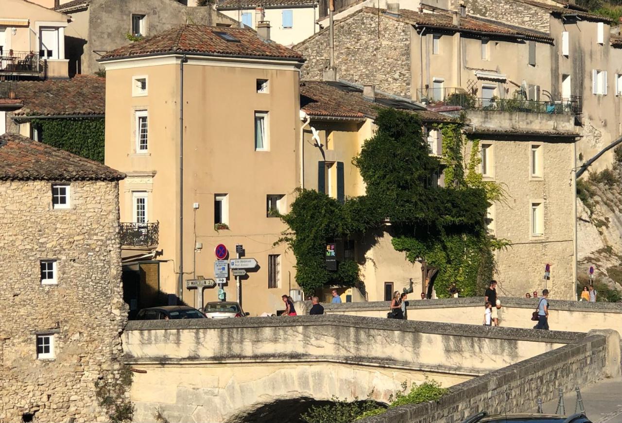 La Maison Du Pont Romain Vaison-la-Romaine Exteriér fotografie